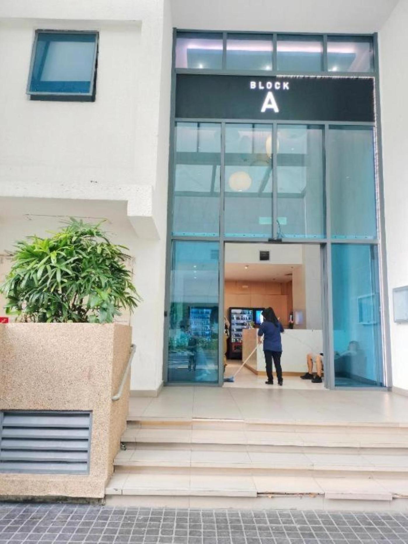 The Luxe Suites Klcc By Cozy Stay Kuala Lumpur Luaran gambar